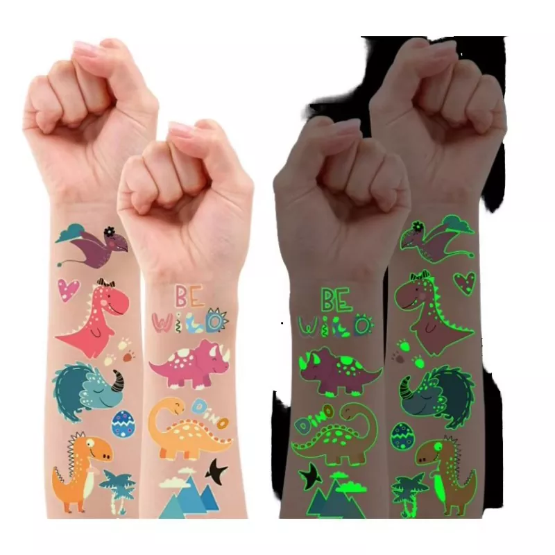 Stiker Tato Menyala dalam Gelap